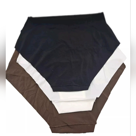 NWT Old Navy Barely There Panties Size XL Brown White Black Bundle Briefs Smooth - Picture 2 of 5